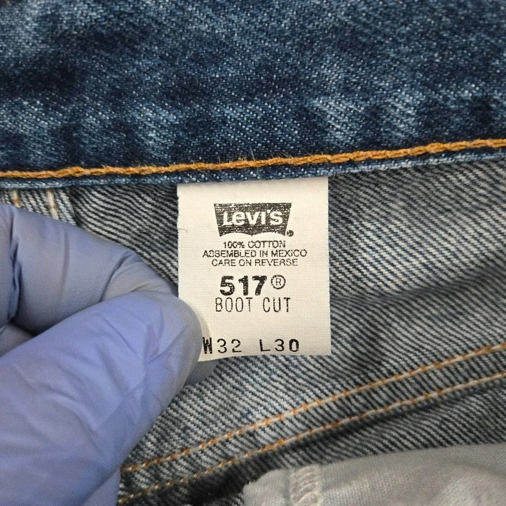 Vintage Levis 517 Jeans Mens 32x30 Dark Blue Slim Fit Bootcut Cowboy 90s Y2K